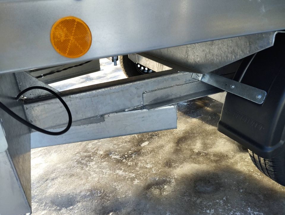 прицеп.бел - ЛЕГКОВОЙ ДВУХОСНЫЙ ПРИЦЕП ТРЕЙЛЕР 2,5Х1,7М (КОЛЕСА ПОД РАМОЙ)