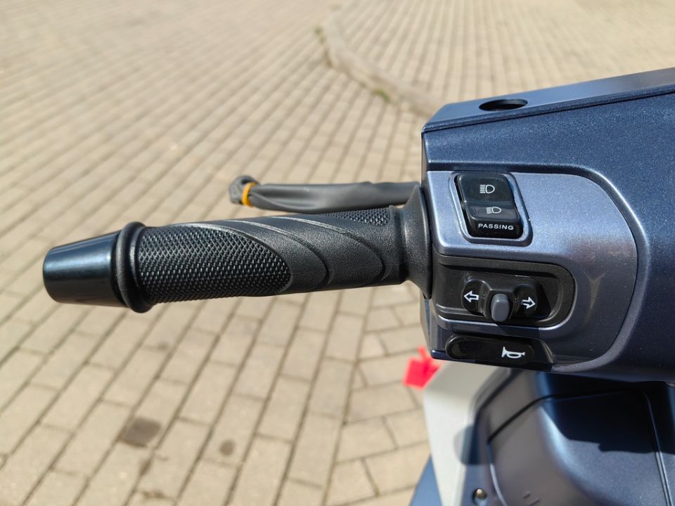 racermotors.by - Скутер SYM Symphony ST 200