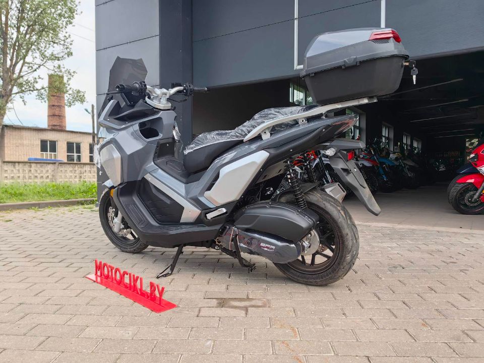 racermotors.by - Максискутер SPRMOTORS TRAVEL MAX 180 EFI