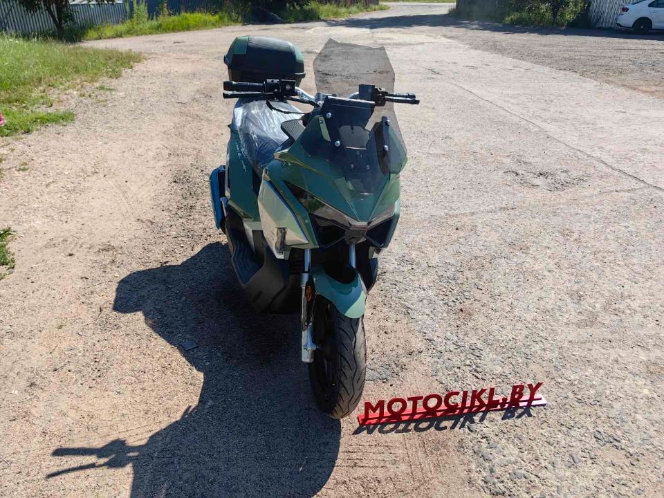 racermotors.by - Максискутер SPRMOTORS TRAVEL MAX 180 EFI