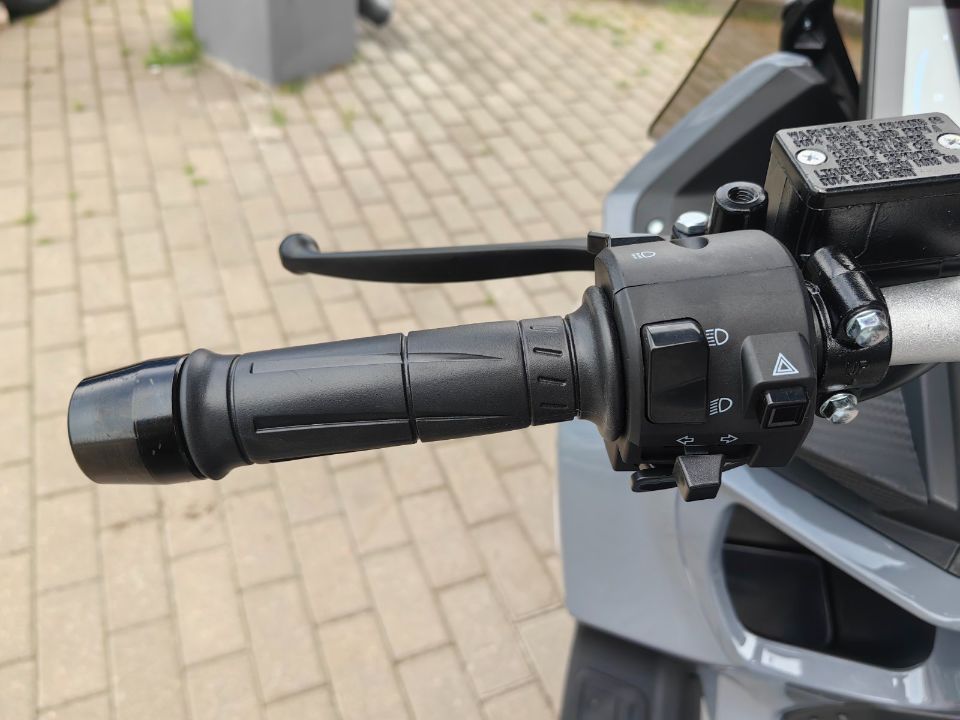 racermotors.by - Максискутер SPRMOTORS TRAVEL MAX 180 EFI