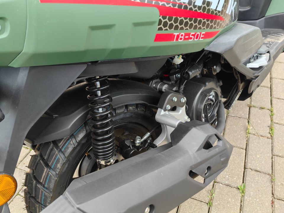 racermotors.by - Скутер SPRMOTORS Tank Restyling T8-50E