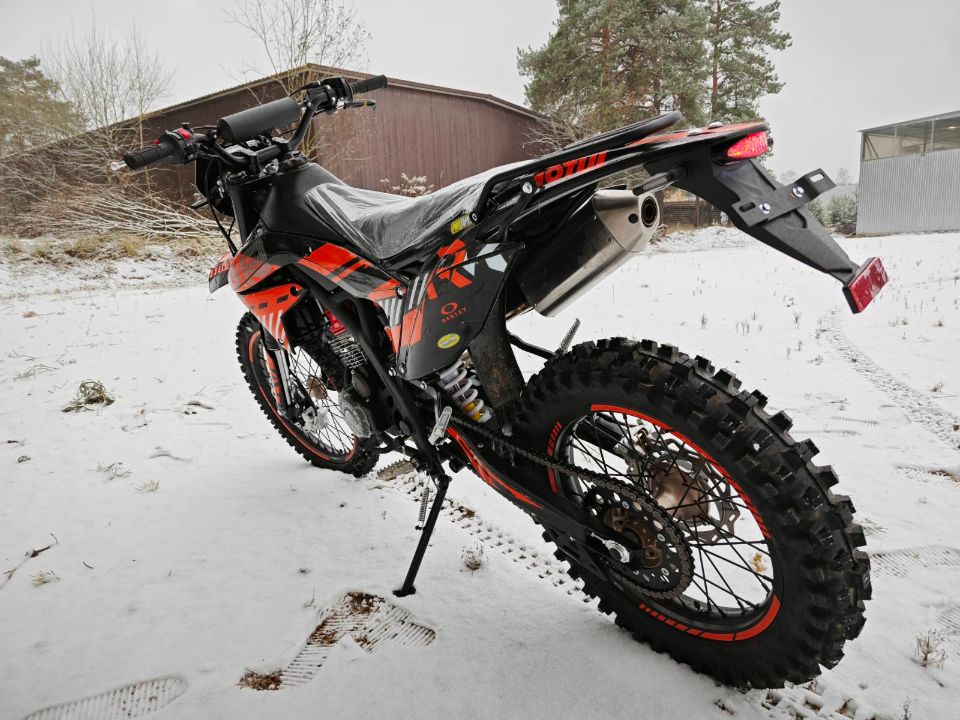 racermotors.by - Мотоцикл Regulmoto ZR PR 300 4 valves