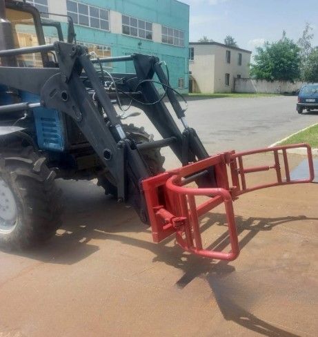 Agrostal.by-Вилы (захват) для рулонов в пленке на МТЗ -1221