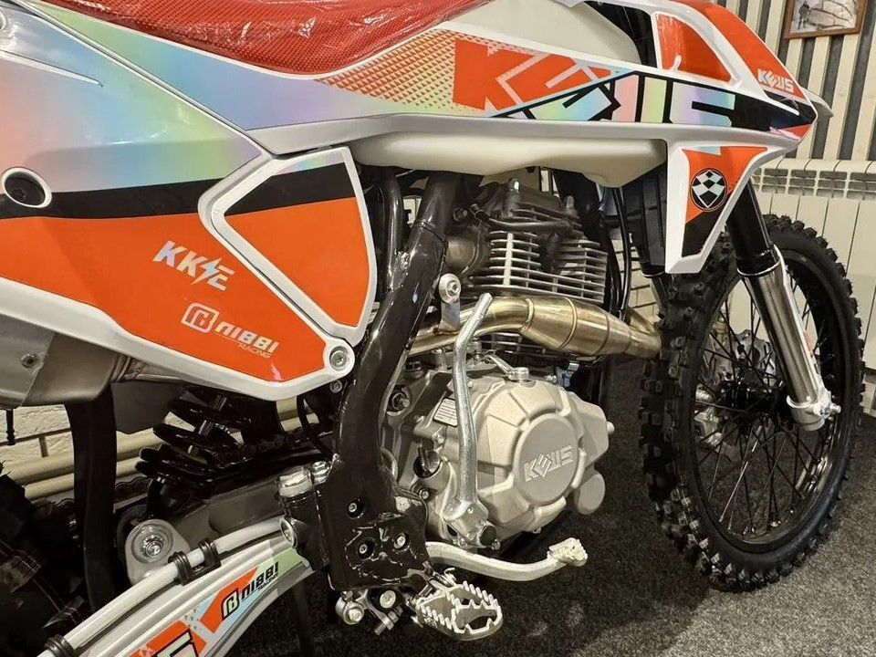 racermotors.by - Мотоцикл кросс KEWS K16 (175FMN)