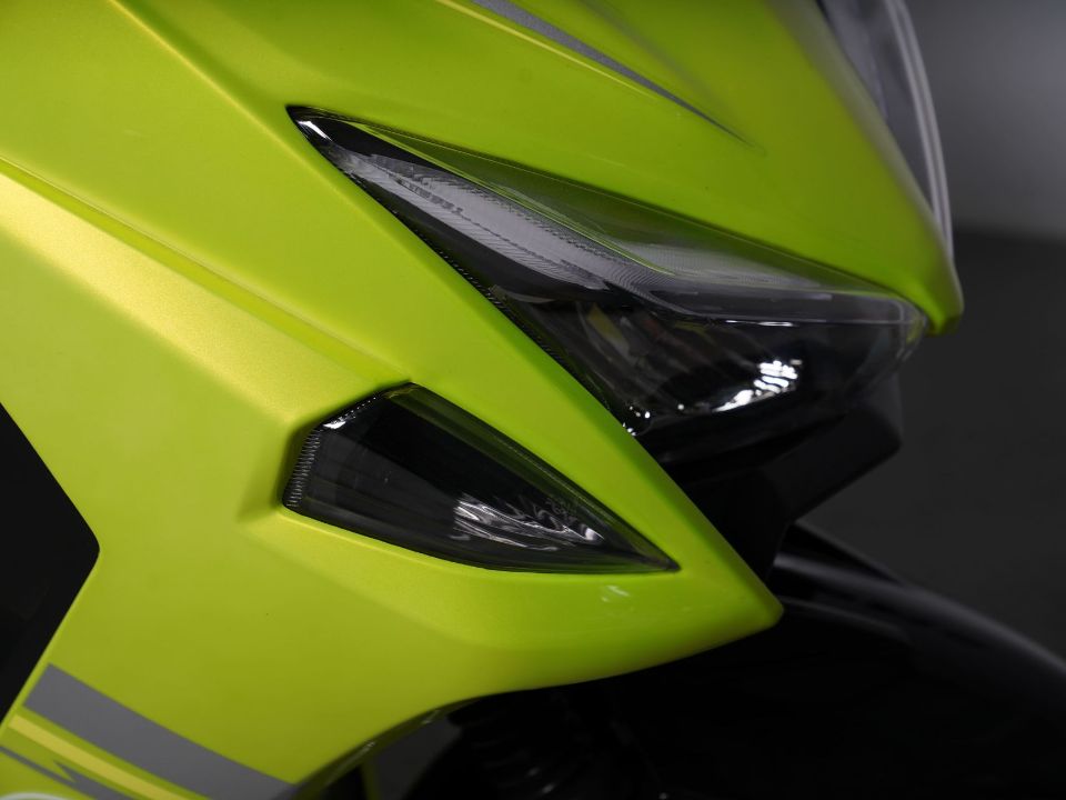 racermotors.by - Скутер SPRMOTORS SPORT FS+ (T6-50C)