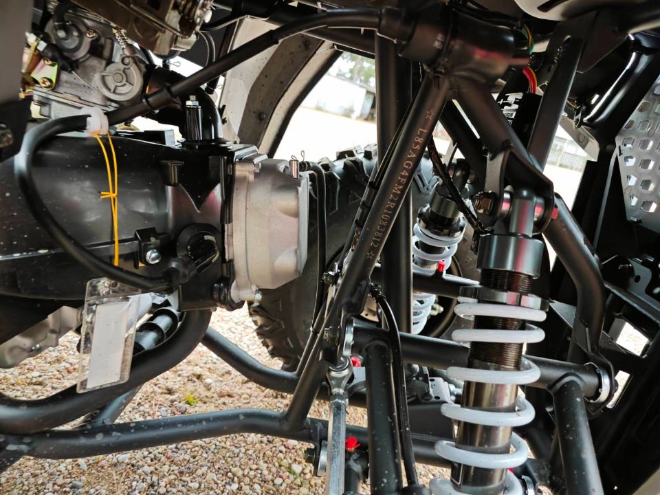 racermotors.by - Квадроцикл AVM Hummer 200