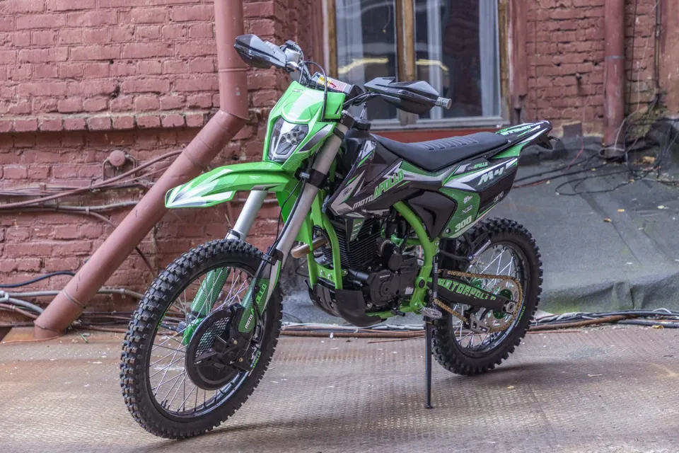 racermotors.by - Кроссовый мотоцикл Moto Apollo M4 300 (175FMM PR5)