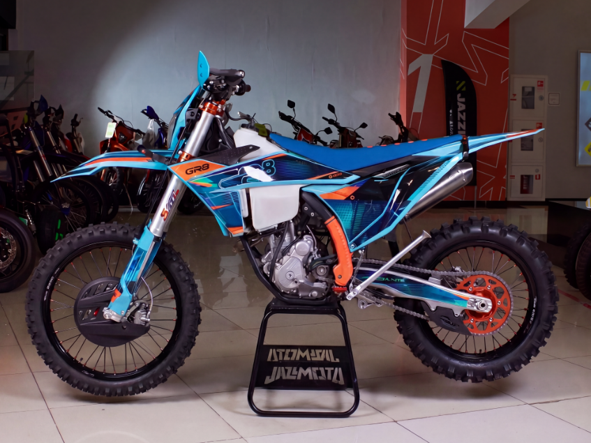 racermotors.by - GR8 F250L (4T NX250) Enduro Pro