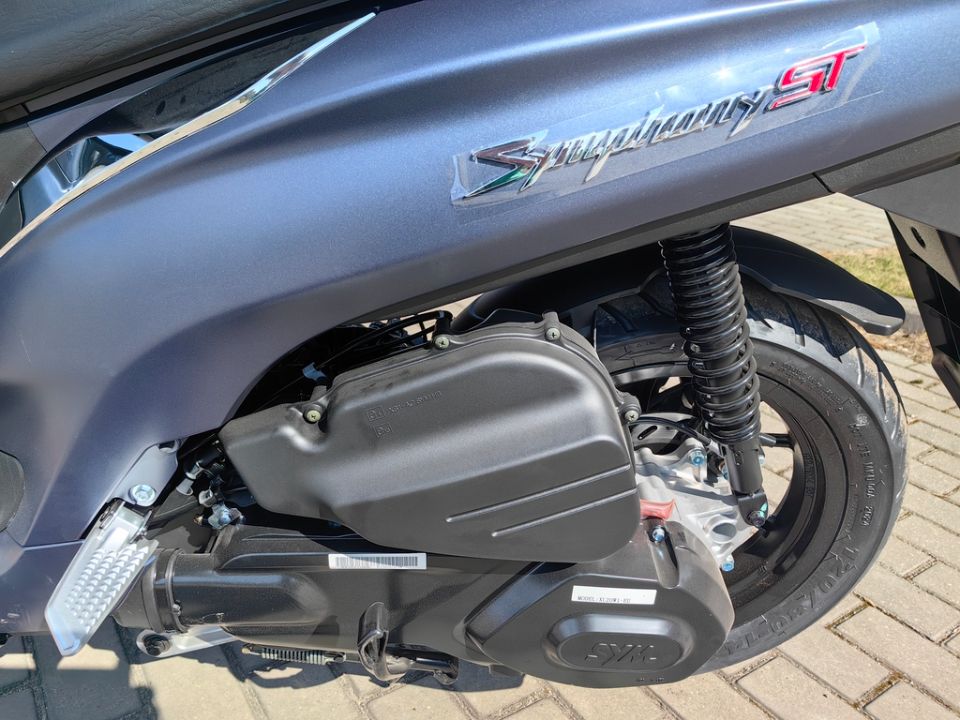 racermotors.by - Скутер SYM Symphony ST 200