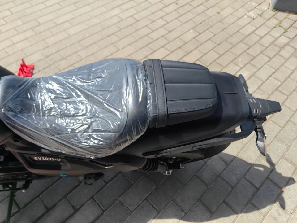 racermotors.by - HYOSUNG GV300S-D