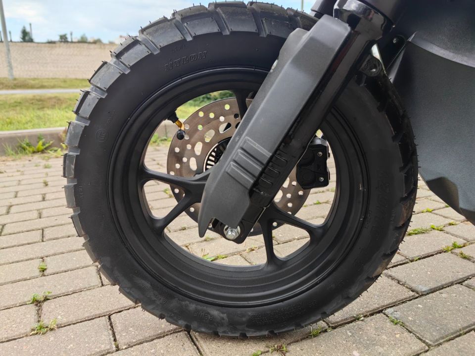 racermotors.by - Скутер SPRMOTORS Tank Restyling T8-50E