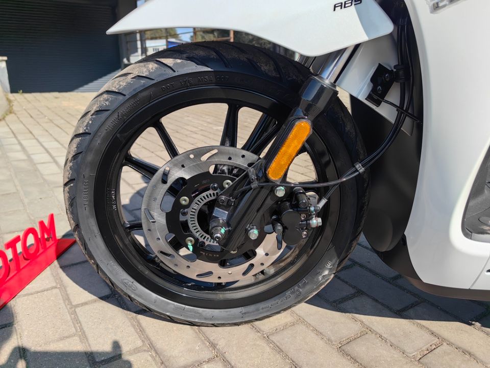 racermotors.by - Скутер SYM Symphony ST 200