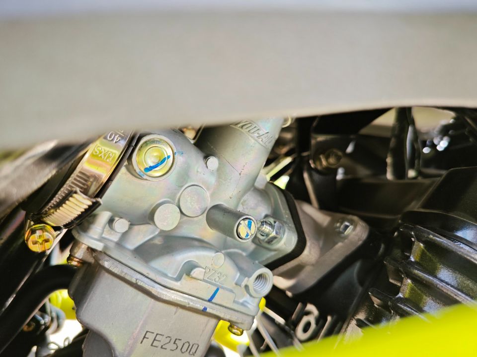 racermotors.by - МОТОЦИКЛ ROCKOT HOUND OFFROAD 250 LUX