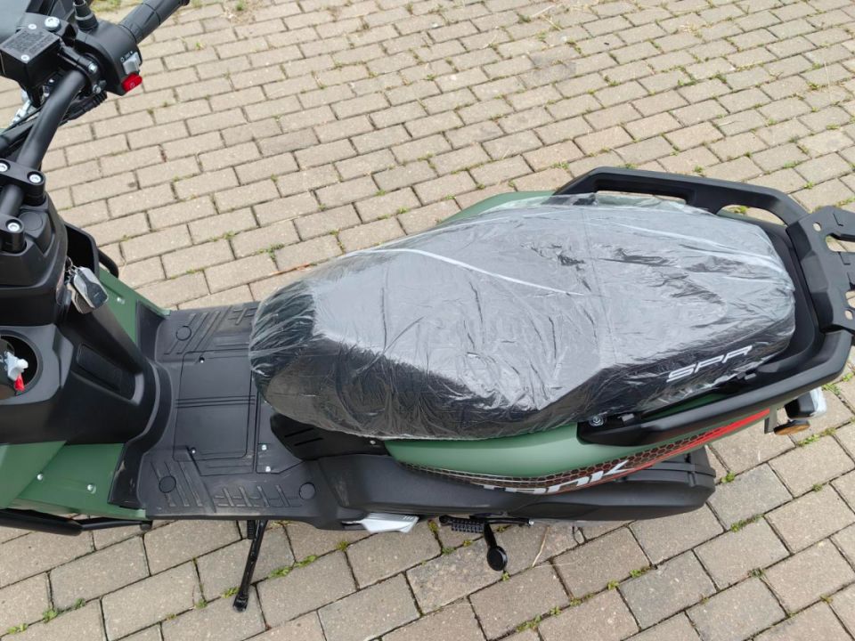 racermotors.by - Скутер SPRMOTORS Tank Restyling T8-50E