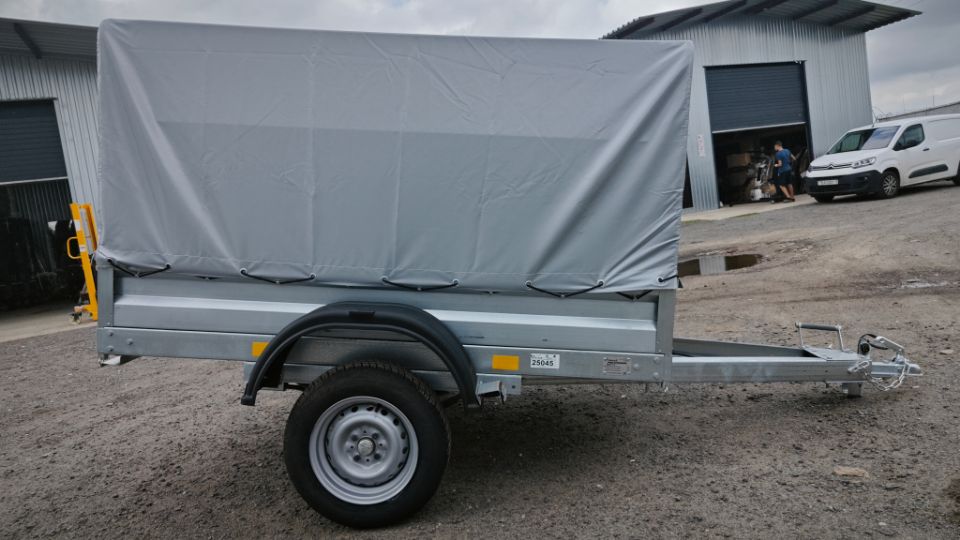 Автос.бел - АВТОМОБИЛЬНЫЙ ПРИЦЕП А25М1В, РЕССОРЫ AL-KO 4-ЕХ ЛИСТОВЫЕ, КОЛЕСА R13, ТЕНТ 800ММ