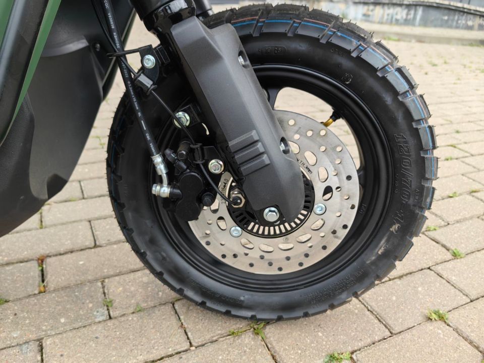 racermotors.by - Скутер SPRMOTORS Tank Restyling T8-50E