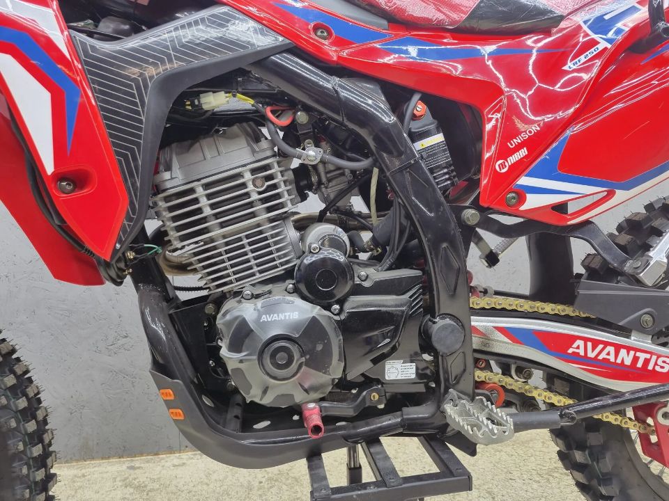 racermotors.by - Мотоцикл Avantis CRF 250 LUX (ZS172FMM-3A) 2025 ПТС