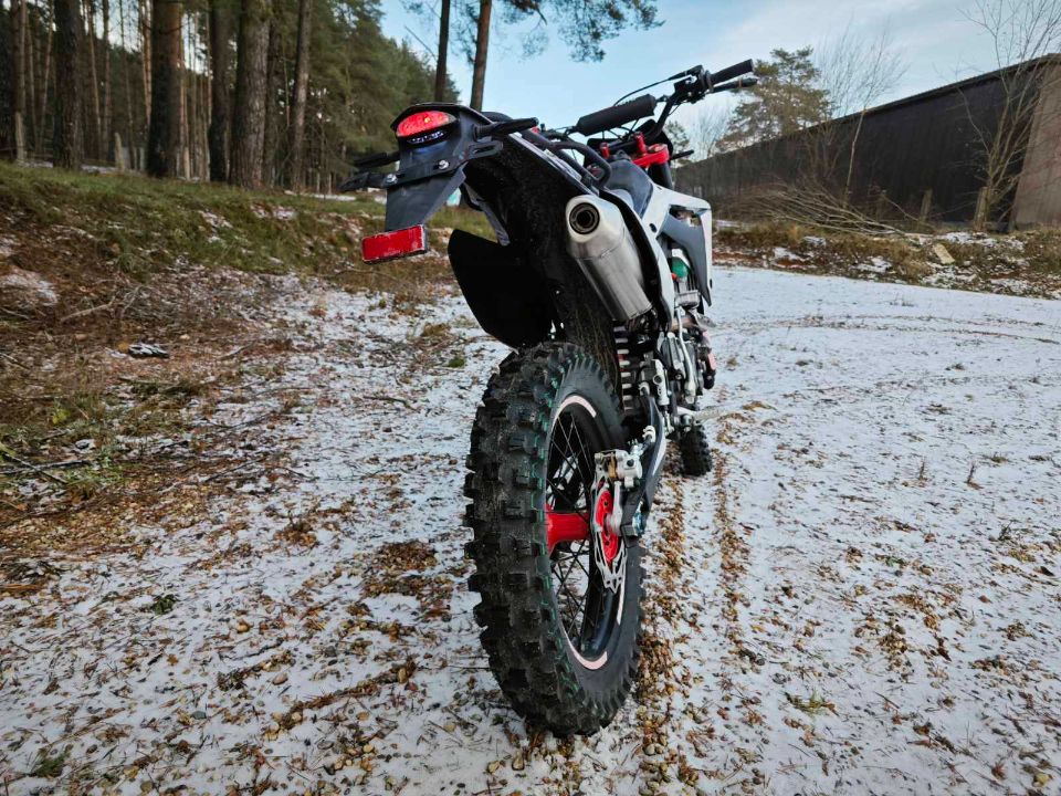 racermotors.by - мотоцикл Regulmoto CR-Z 300