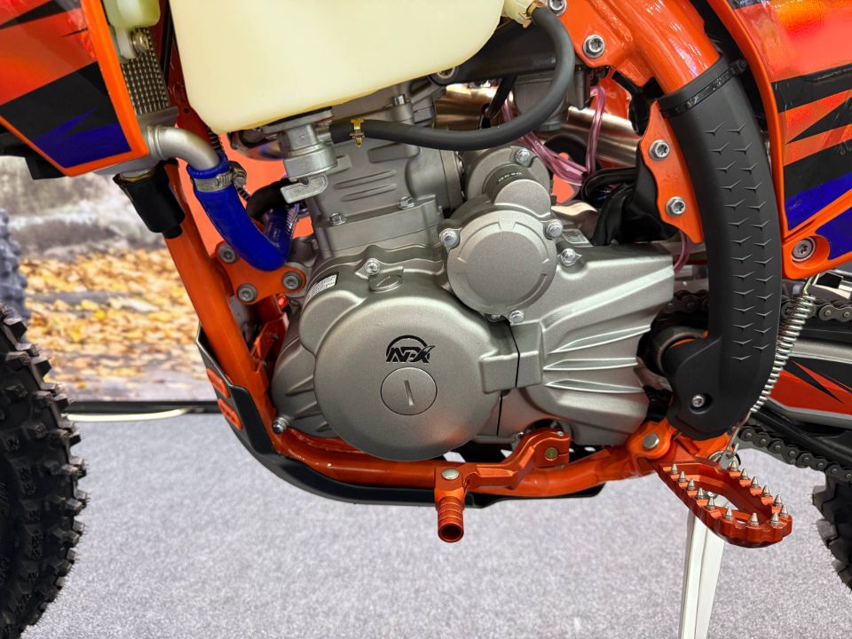 racermotors.by - Мотоцикл NFX Outlaw NB300