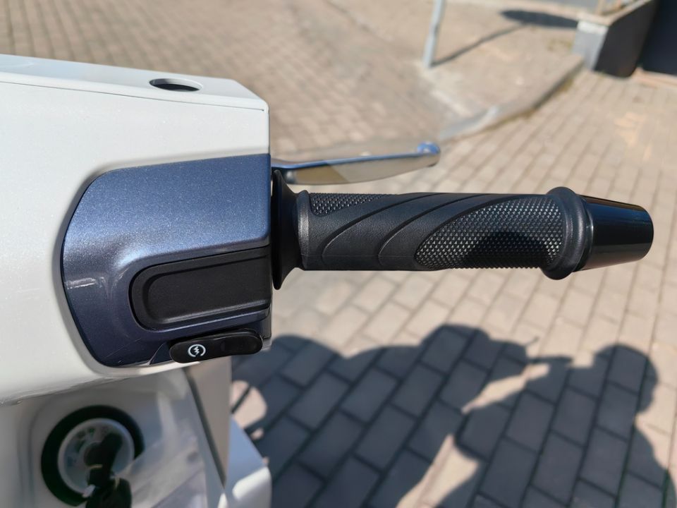 racermotors.by - Скутер SYM Symphony ST 200