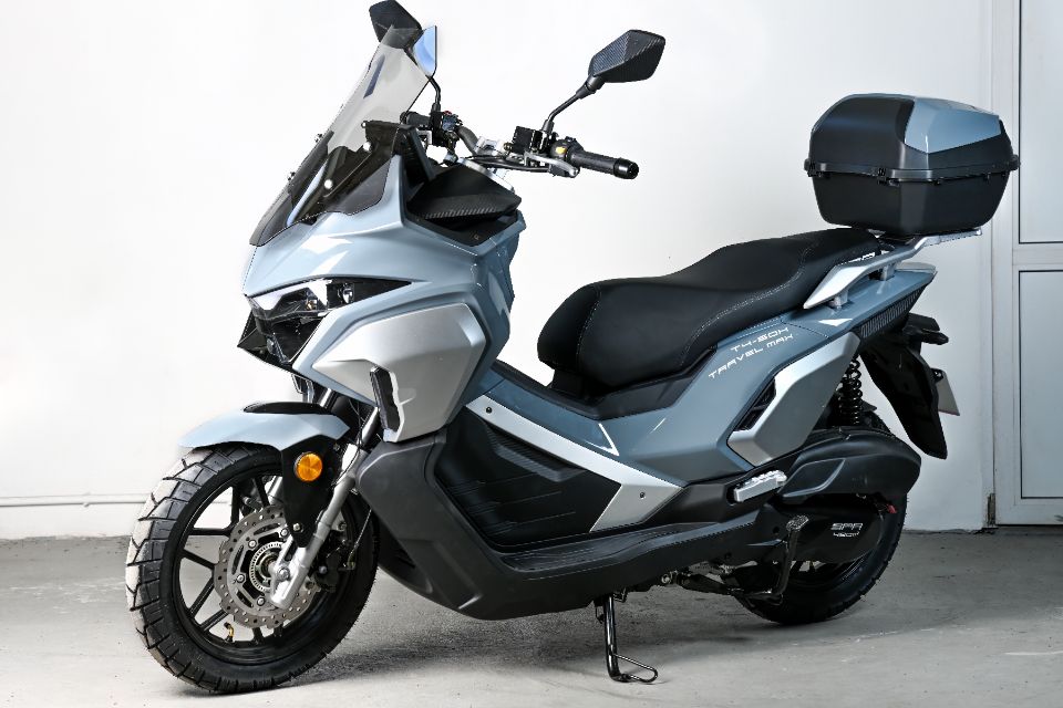racermotors.by - Максискутер SPRMOTORS TRAVEL MAX 180 EFI