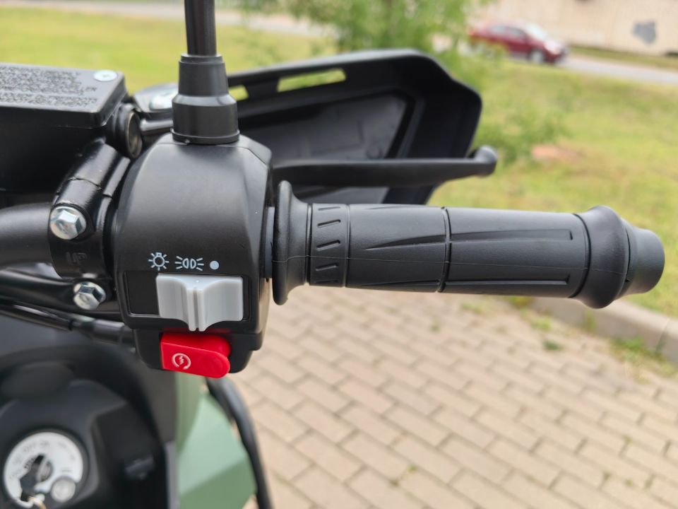 racermotors.by - Скутер SPRMOTORS Tank Restyling T8-50E