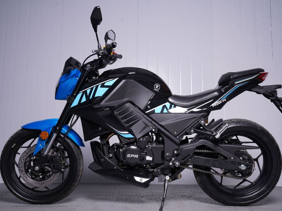 racermotors.by - Мотоцикл SPRMOTORS HURRICANE