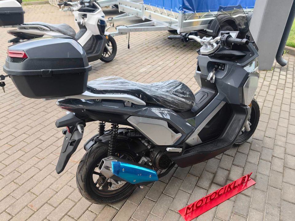 racermotors.by - Максискутер SPRMOTORS TRAVEL MAX 180 EFI