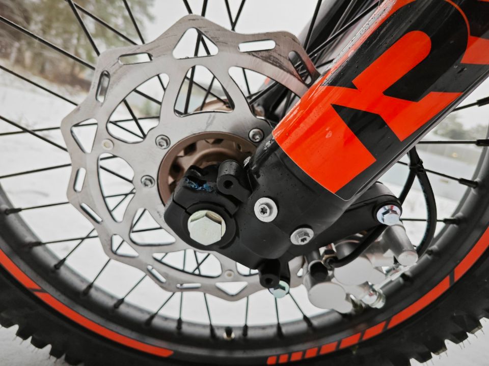 racermotors.by - Мотоцикл Regulmoto ZR PR 300 4 valves