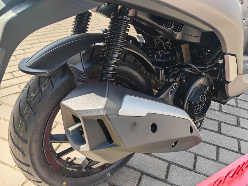 racermotors.by - Скутер SYM Symphony ST 200