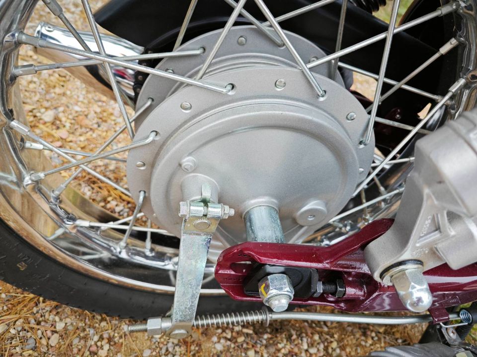 racermotors.by - Мотоцикл JAWA 300 CL Kyvacka