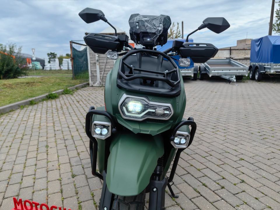 racermotors.by - Скутер SPRMOTORS Tank Restyling T8-50E
