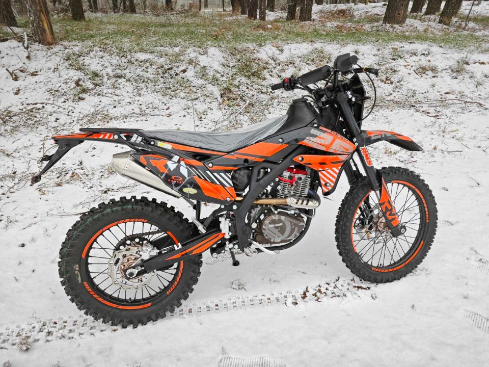 racermotors.by - Мотоцикл Regulmoto ZR PR 300 4 valves