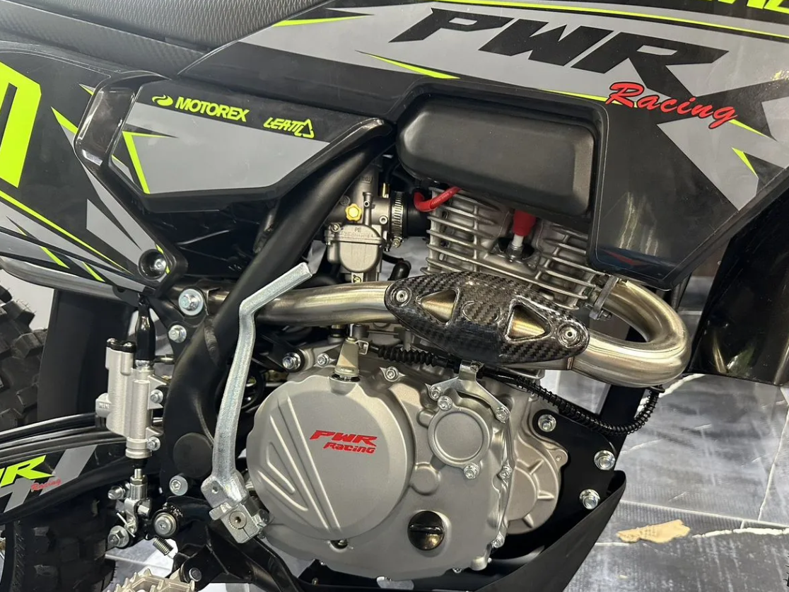 racermotors.by - Мотоцикл Motoland 300 PWR FZ300 4V (YB300H)