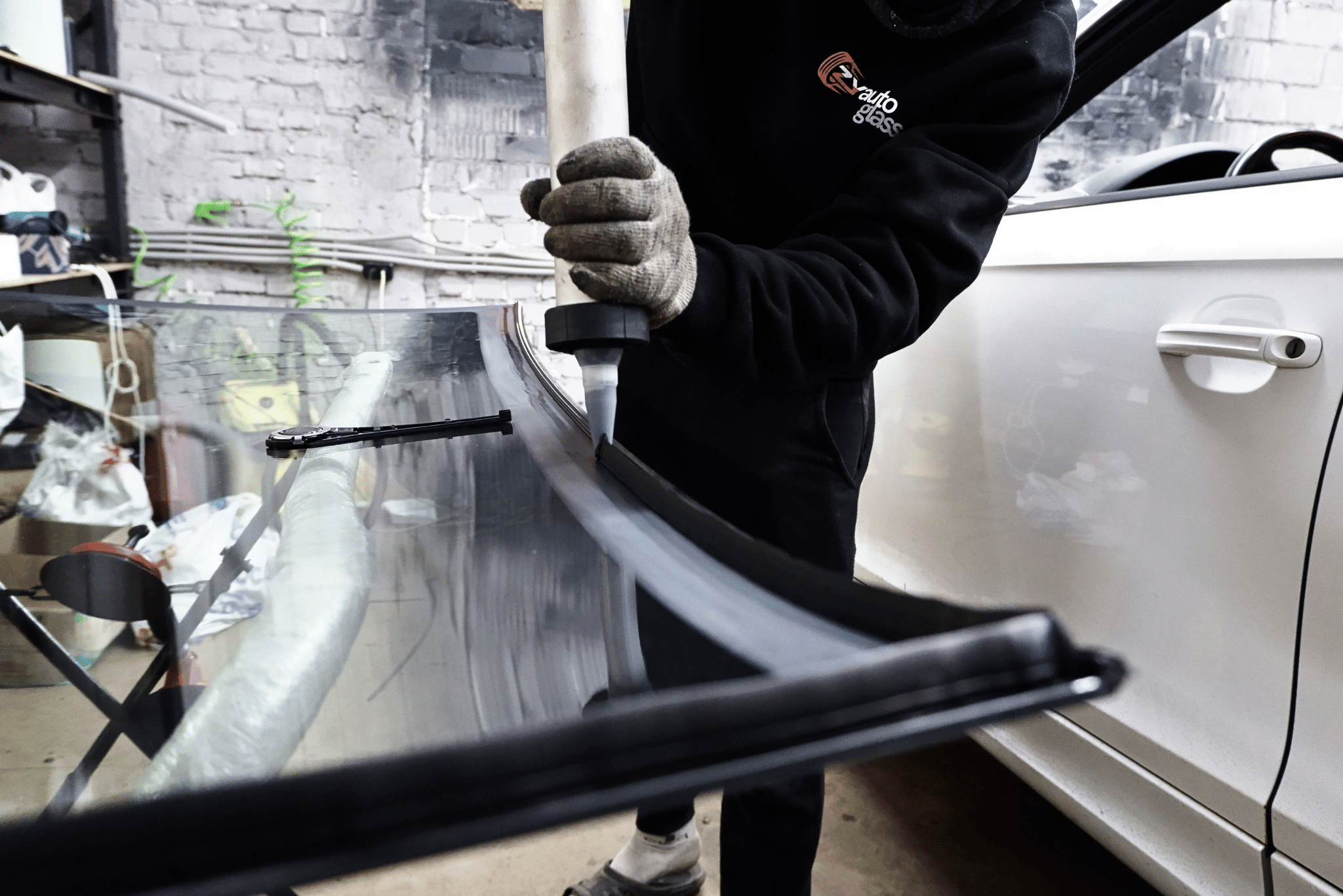 Zamena i remont avtostekol ZYauto glass