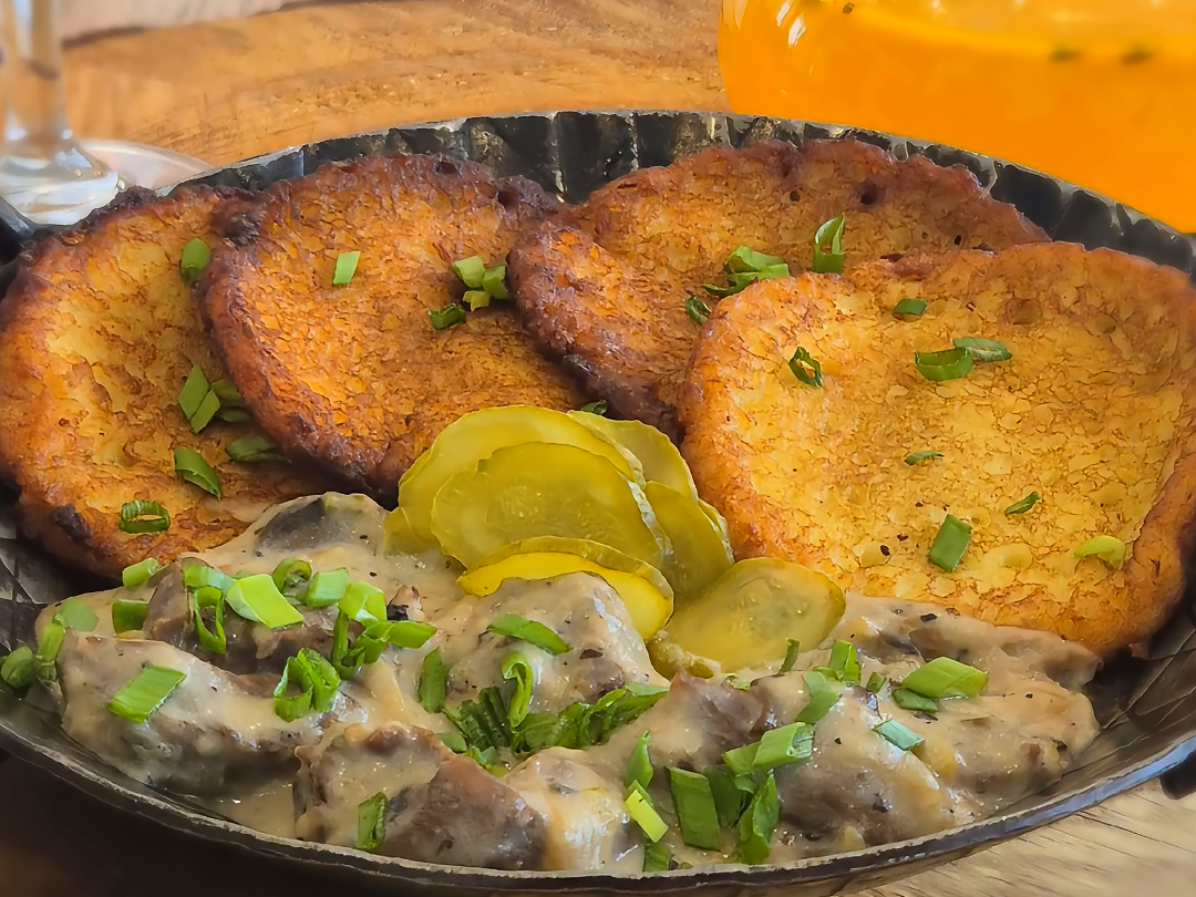 Бефстроганов с драниками