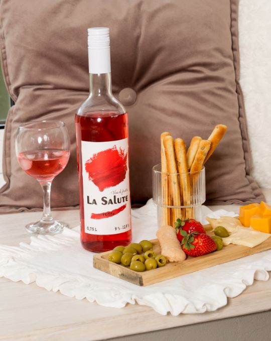вино "La Salute" rosso