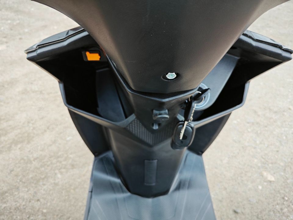 Электроскутер VOLT STORM 1000W 