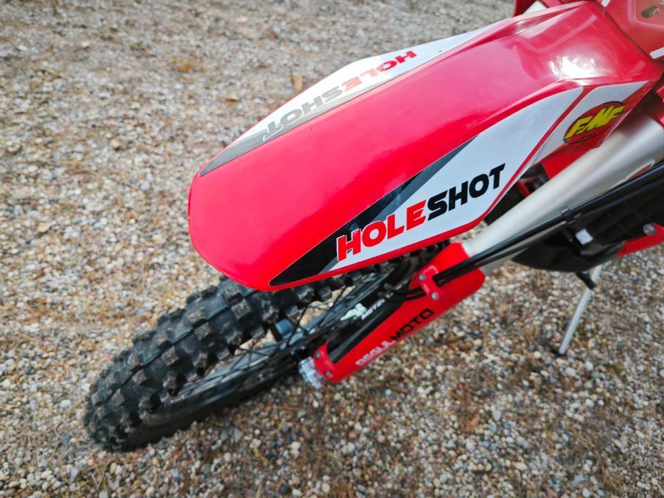 REGULMOTO HOLESHOT RED EDITION (4 VALVES)