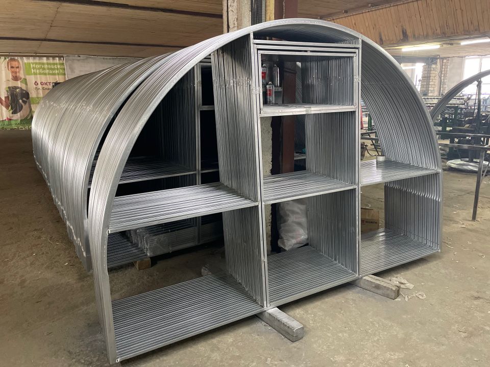 ТЕПЛИЦА ИЗ ПОЛИКАРБОНАТА 25Ц 3 НА 6 МЕТРОВ - БАЙК.БЕЛ