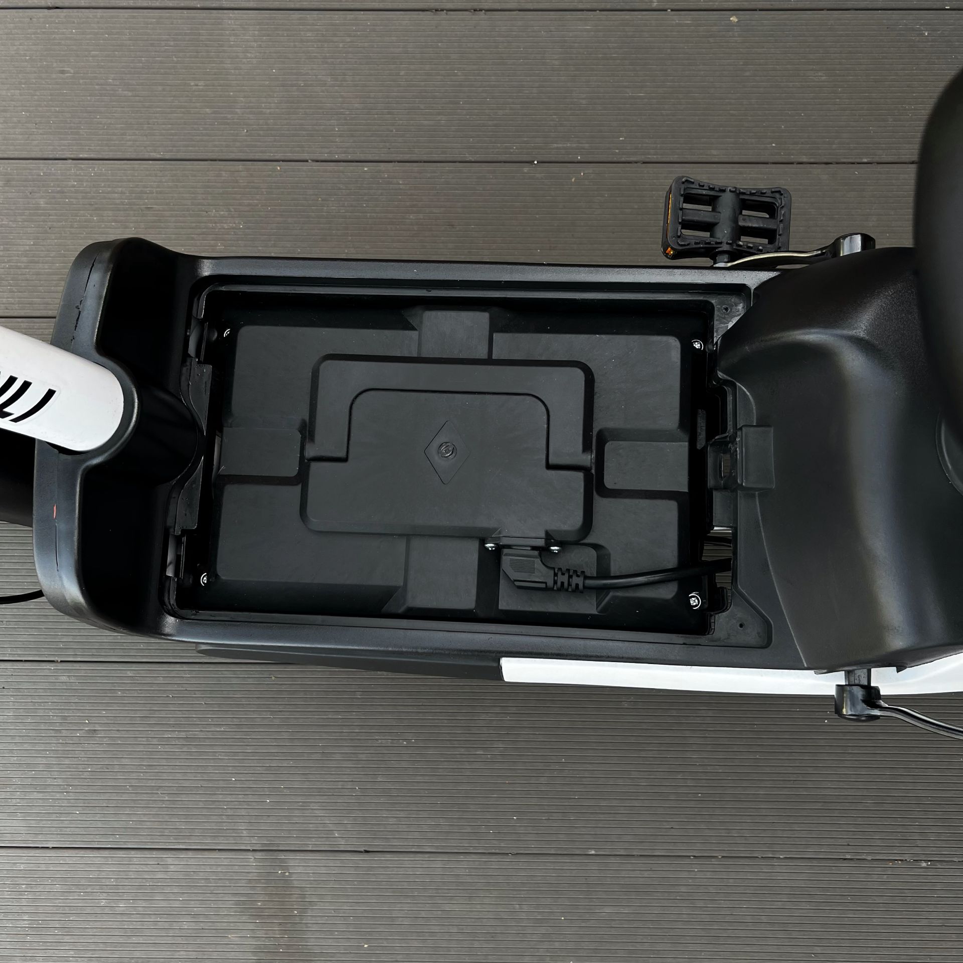 ЭЛЕКТРОСКУТЕР SHTENLI MODEL 15 MAXI RANGE