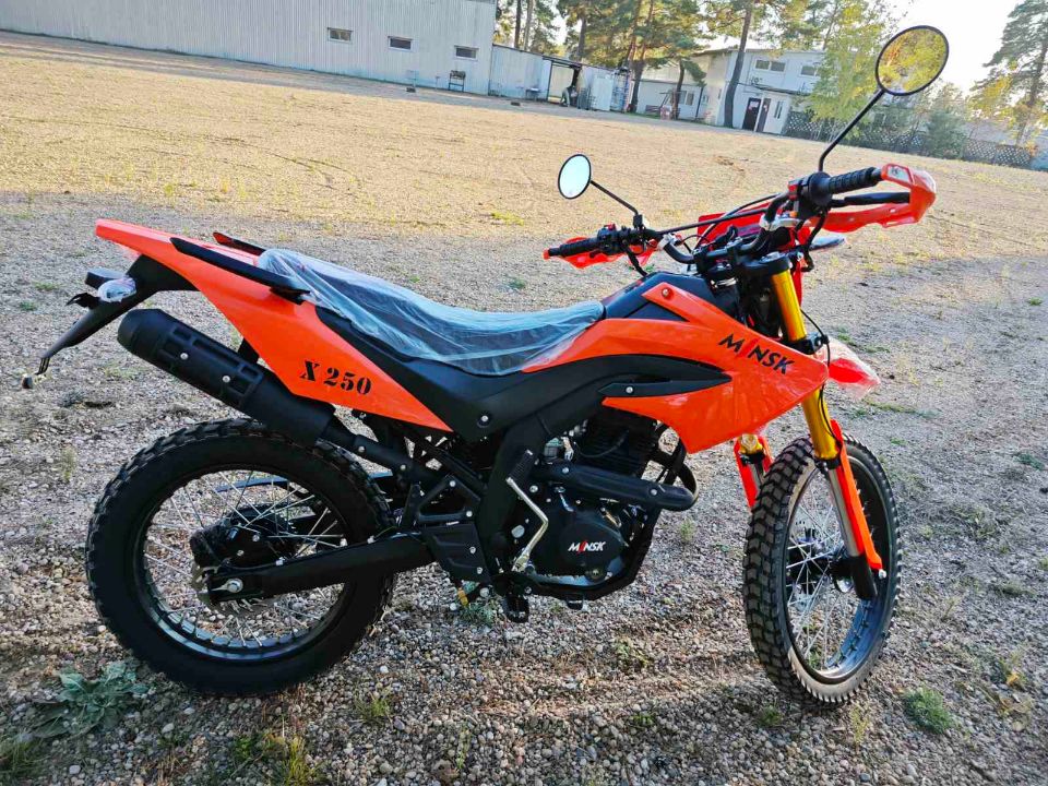 МИНСК X250 M1NSK X250