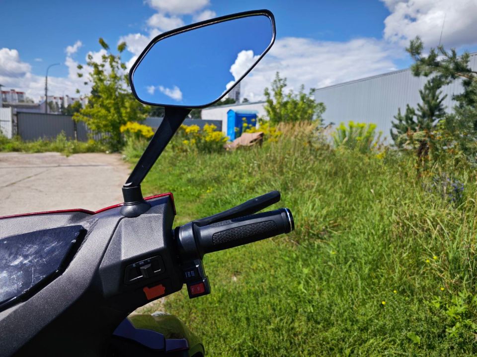 ЭЛЕКТРОСКУТЕР TSUNAMI BOXER