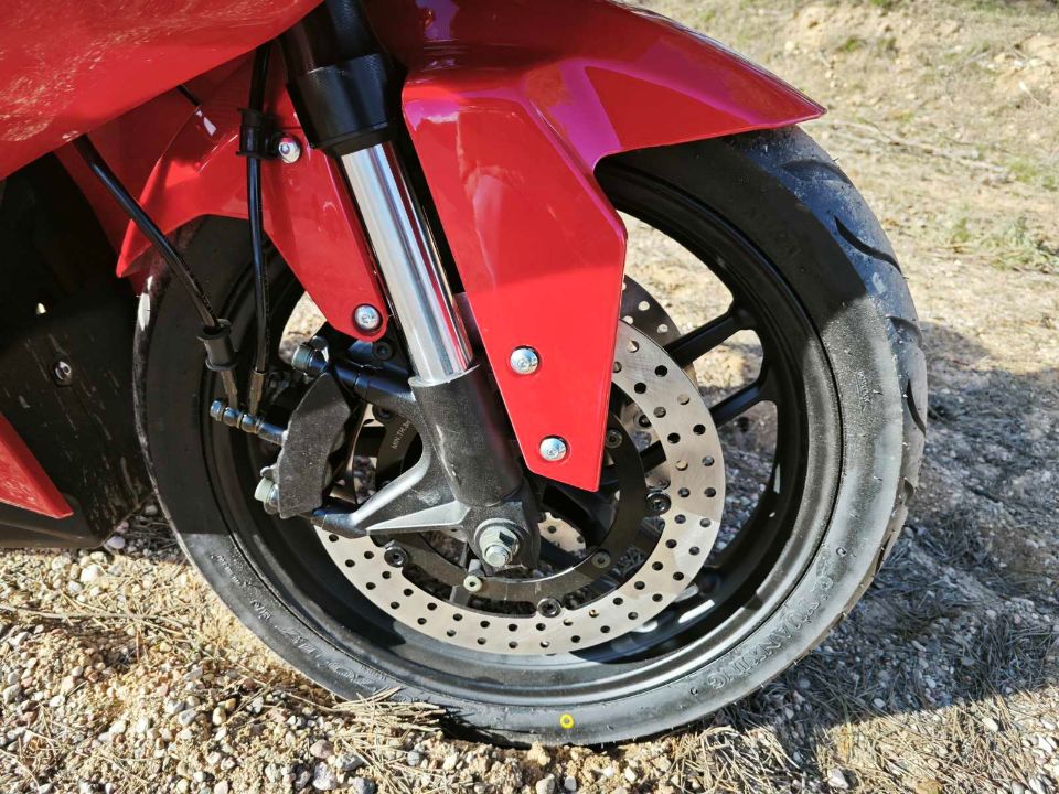 МОТОЦИКЛ MOTOLAND R1 300