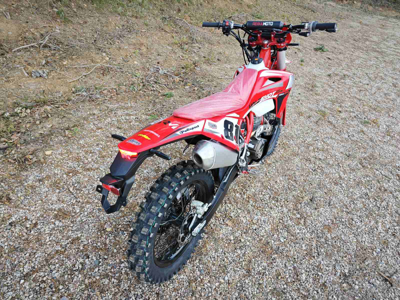 REGULMOTO HOLESHOT RED EDITION (4 VALVES)