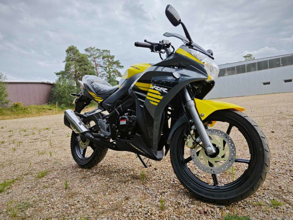 RACER SKYWAY RC300CS