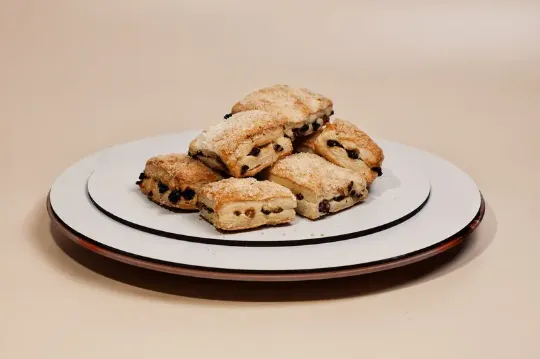 Печенье "Слоёное с изюмом"