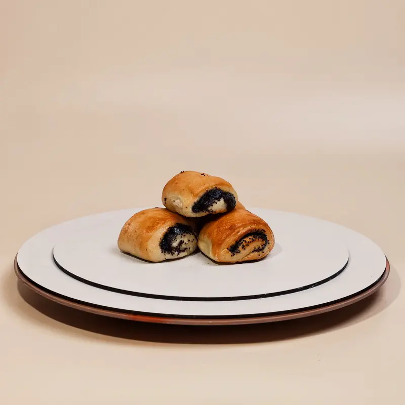 Пышка с маком