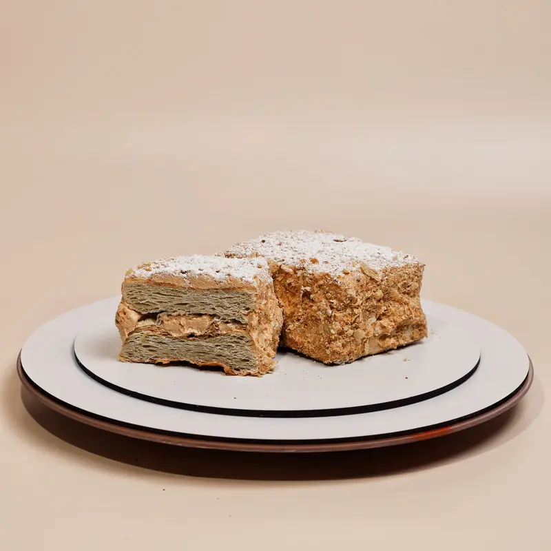 Пирожное "Слойка с кремом"